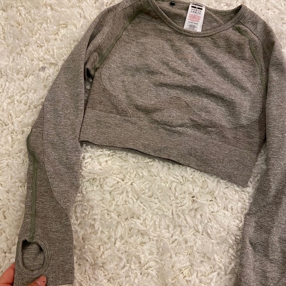 Gymshark flex long sleeve crop top - Picture 2 of 3